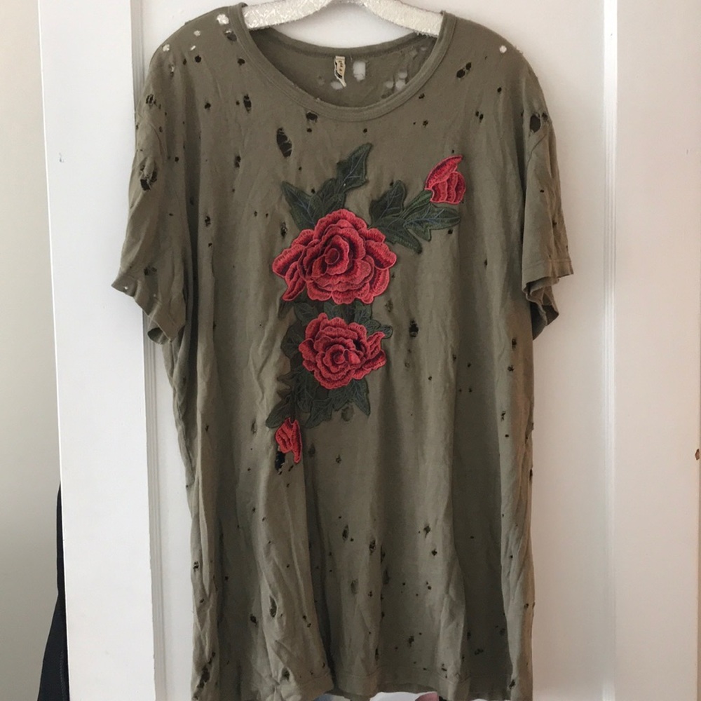 Emma & Sam oversized embroidered tee